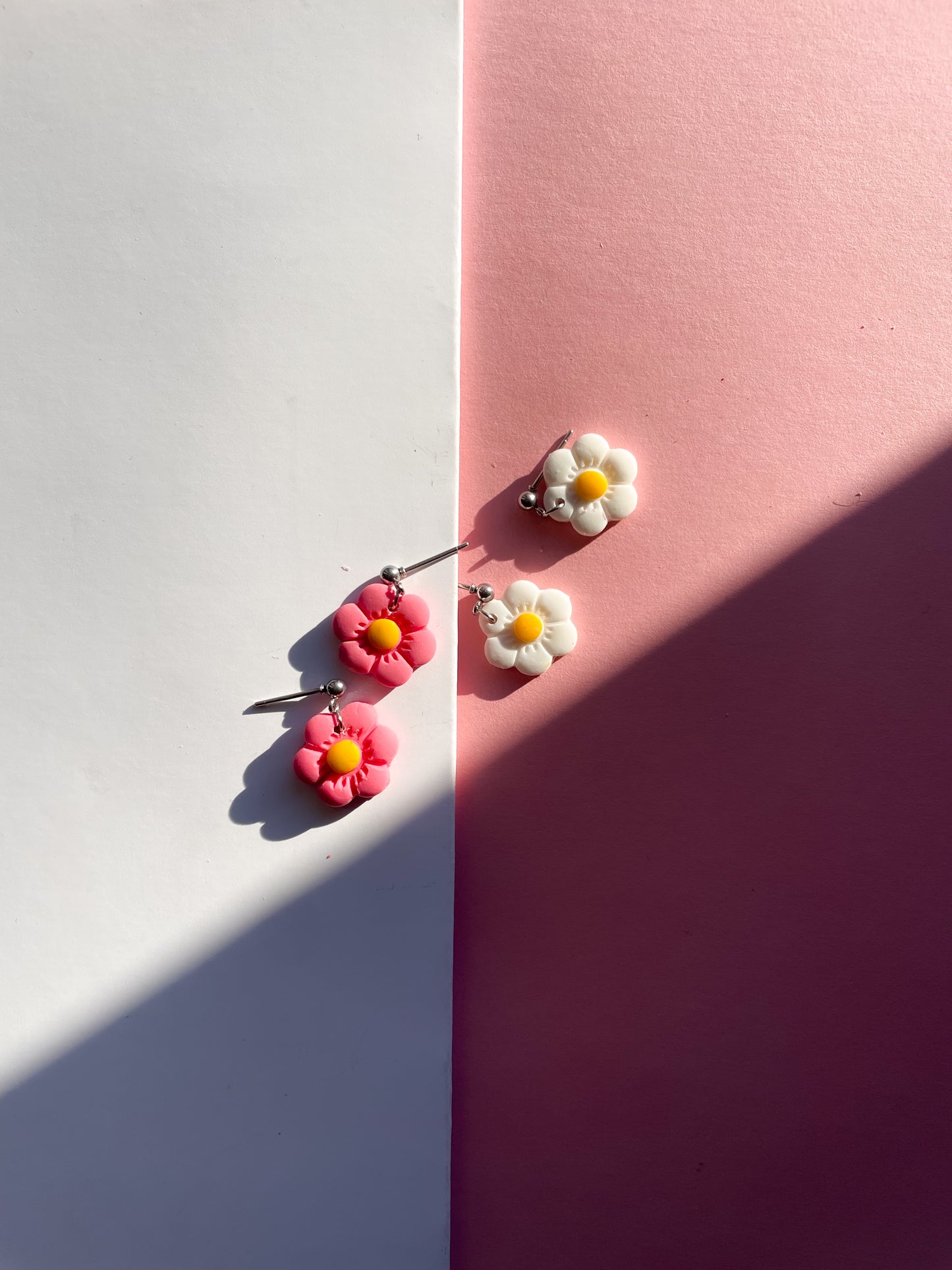 Brincos daisy
